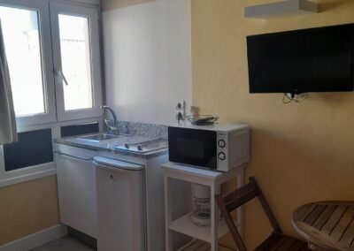 Lateral-studio-carihuela-torremolinos